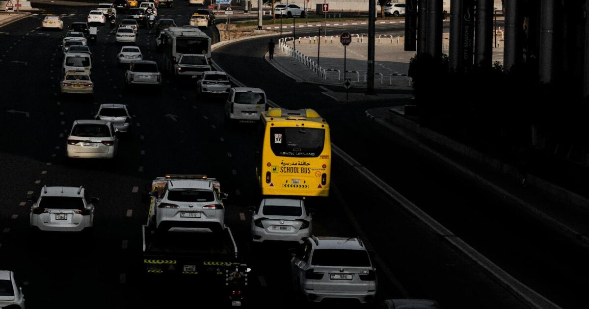 Complexo de viadutos com grande trânsito